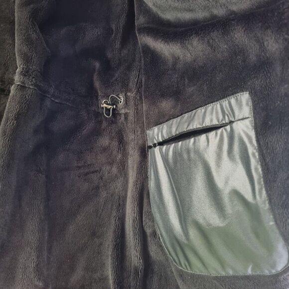 Giorgio Armani Men's Black Waterproof Coat (Made in Italy) - Picture 8 of 11